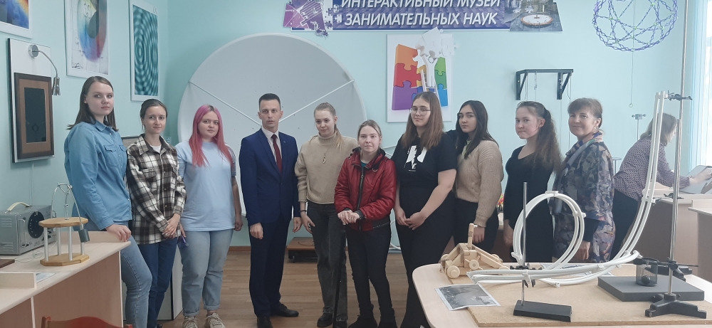 Студенты группы 20ИЖ1 посетили Интерактивный музей занимательных наук